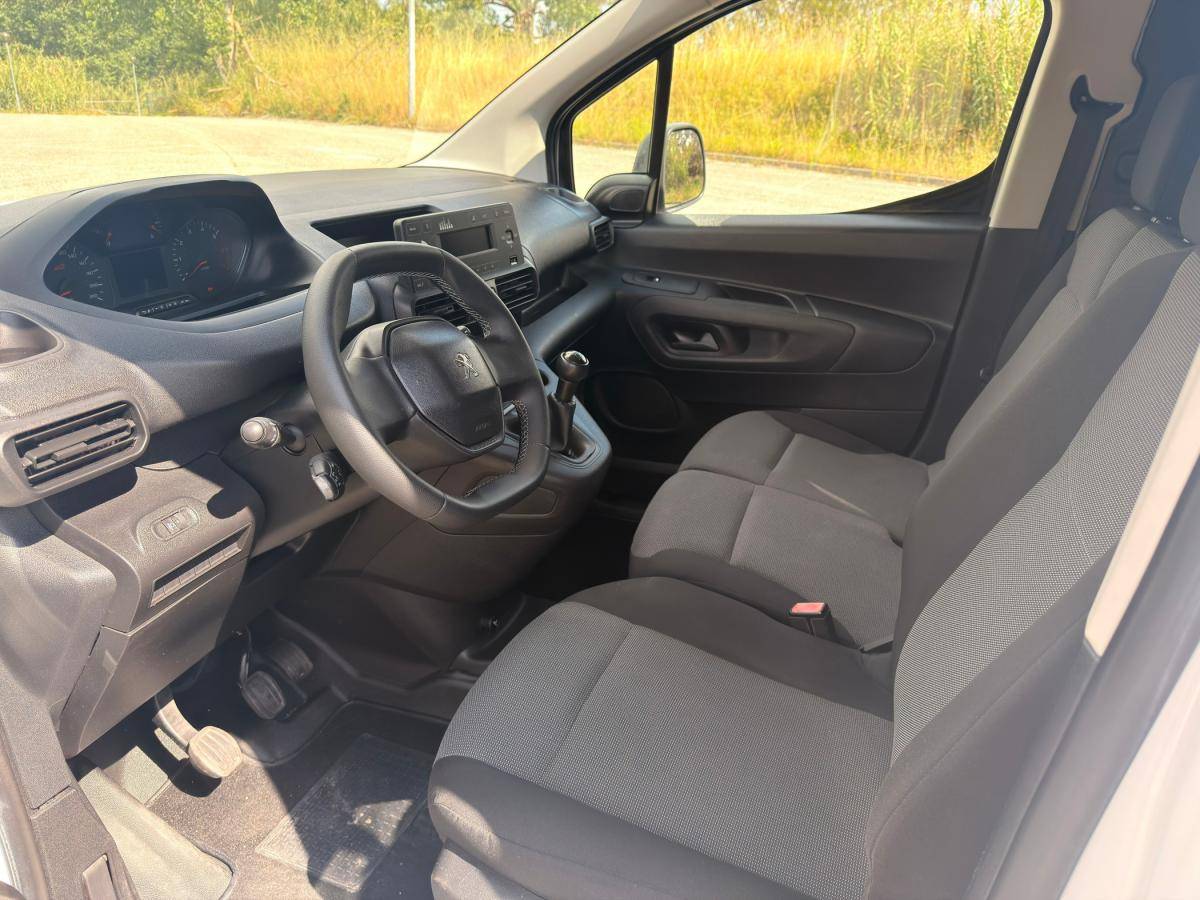 peugeot-partner-2019-diesel-1560cc