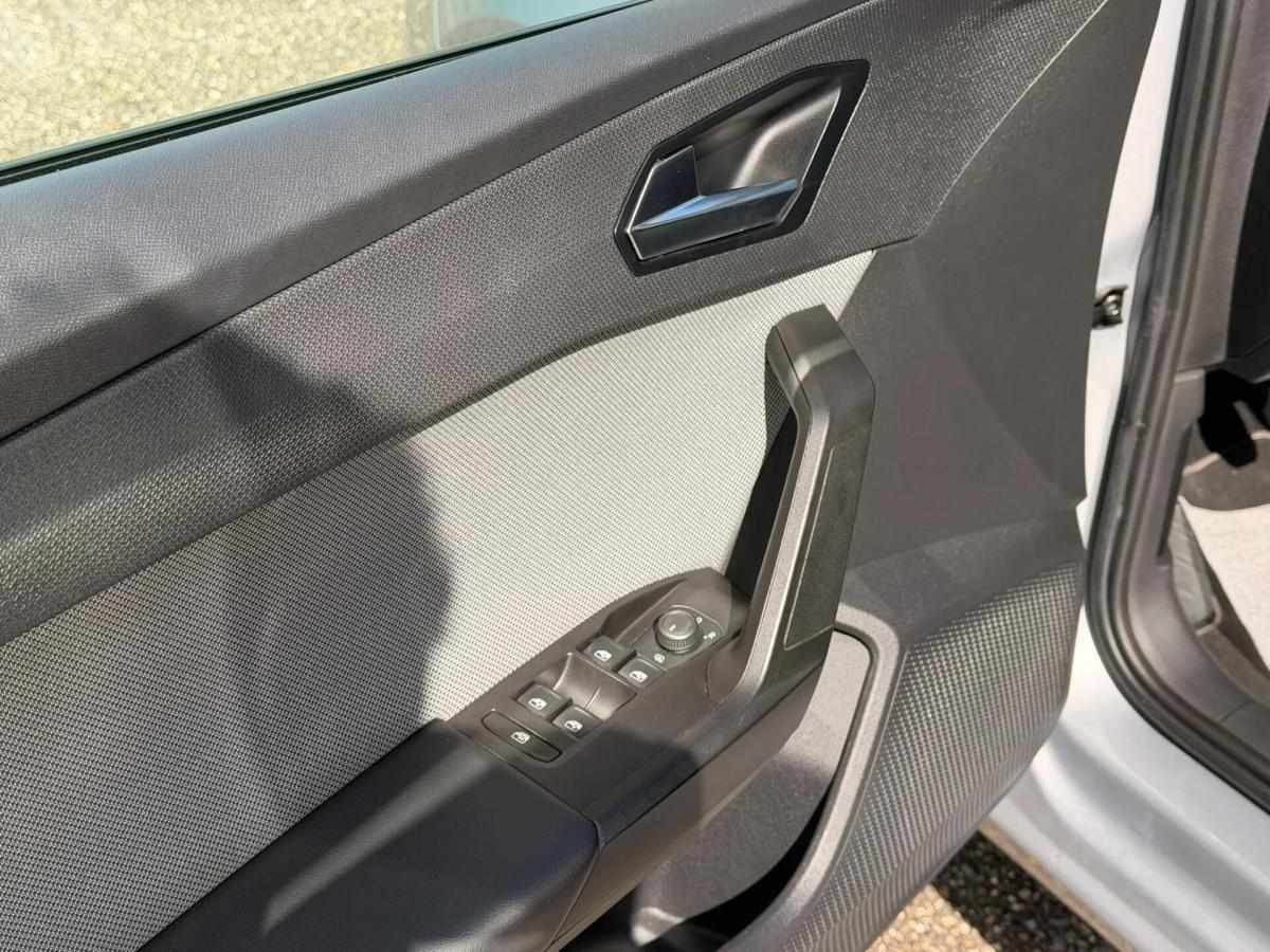 seat-leon-2022-diesel-1968cc