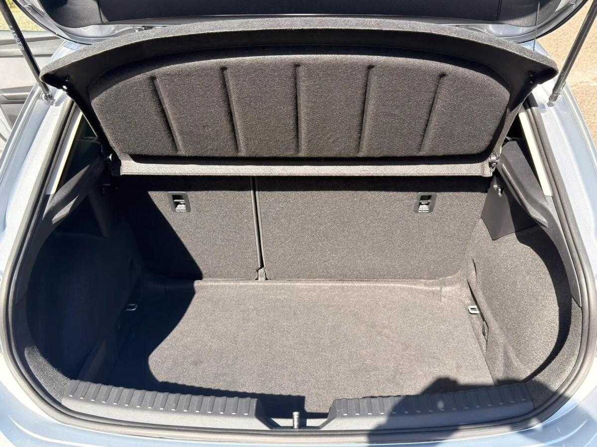 seat-leon-2022-diesel-1968cc