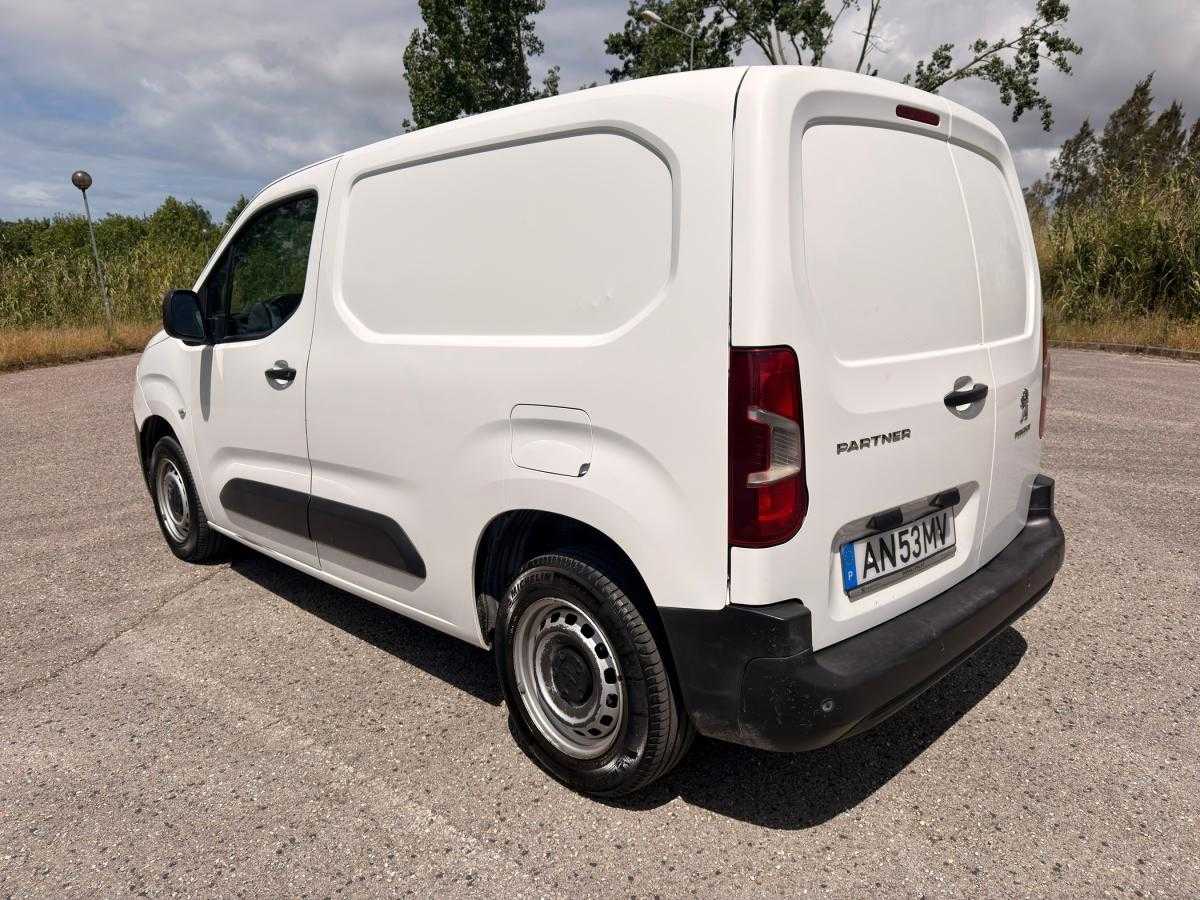 peugeot-partner-2022-diesel-1499cc