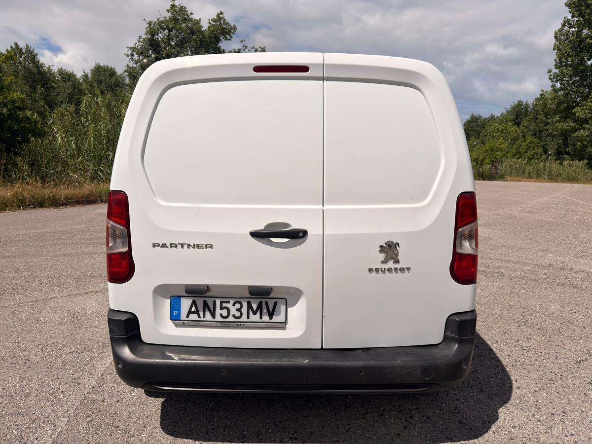 peugeot-partner-2022-diesel-1499cc