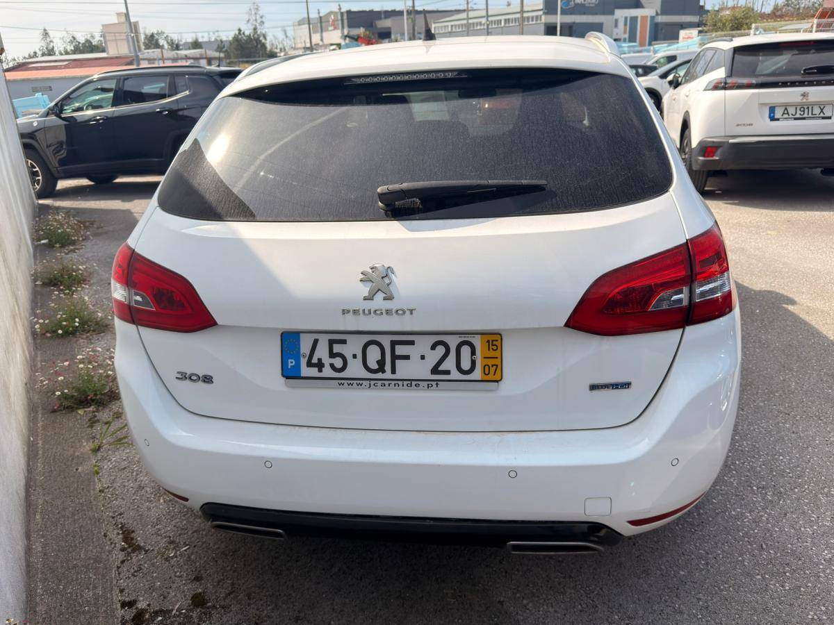 peugeot-308-sw-2015-diesel-1560cc