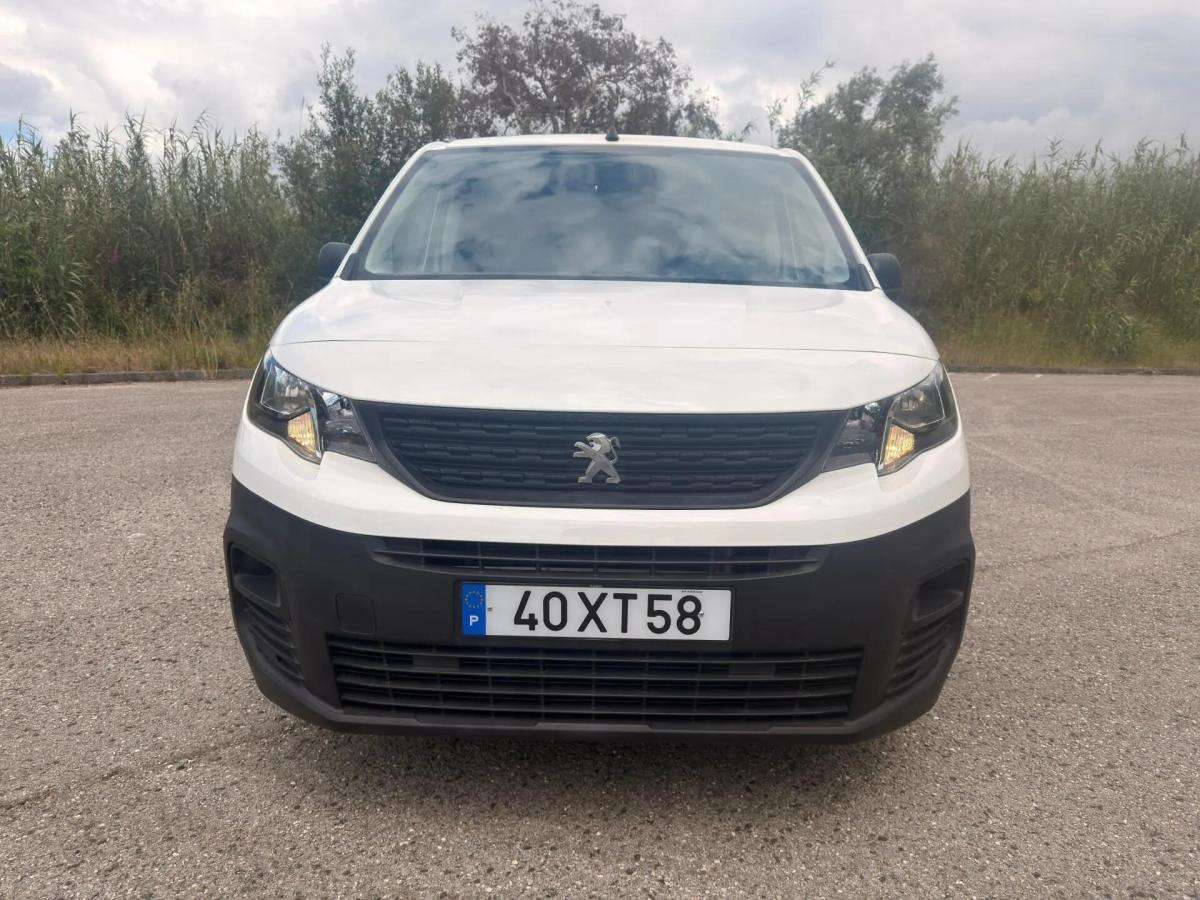peugeot-partner-2019-diesel-1560cc
