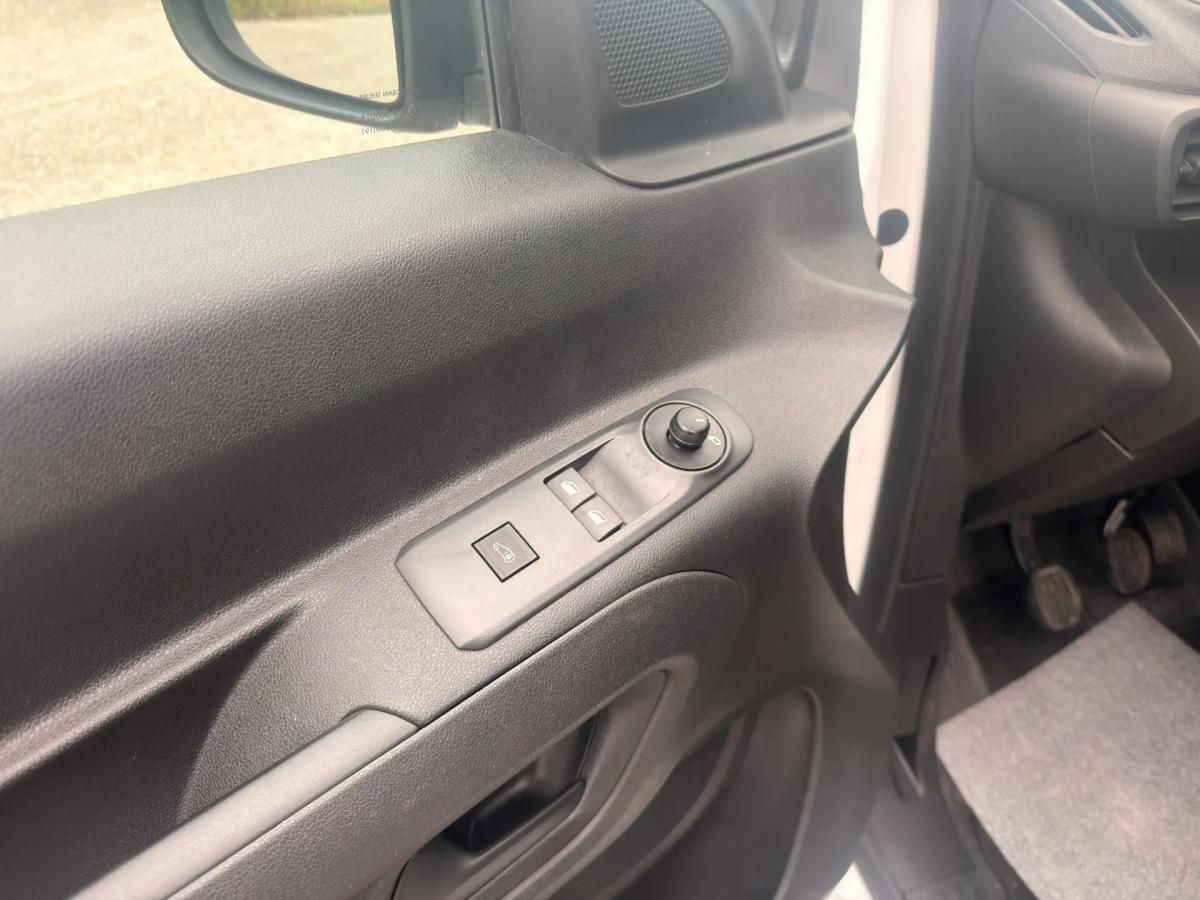 peugeot-partner-2019-diesel-1560cc
