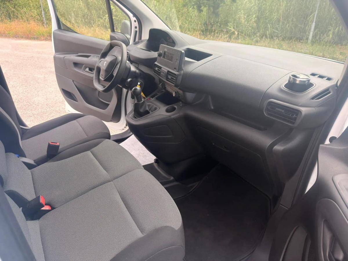 peugeot-partner-2019-diesel-1560cc