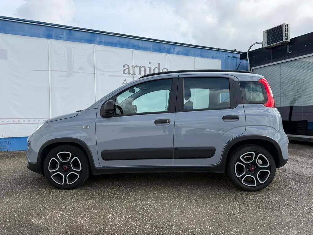 fiat-panda-2022-hibrido-a-gasolina-999cc