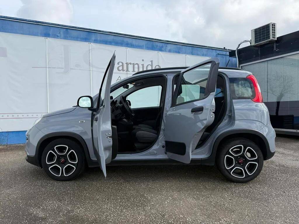 fiat-panda-2022-hibrido-a-gasolina-999cc