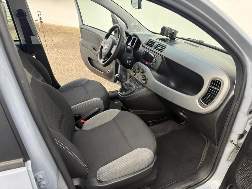 fiat-panda-2022-hibrido-a-gasolina-999cc