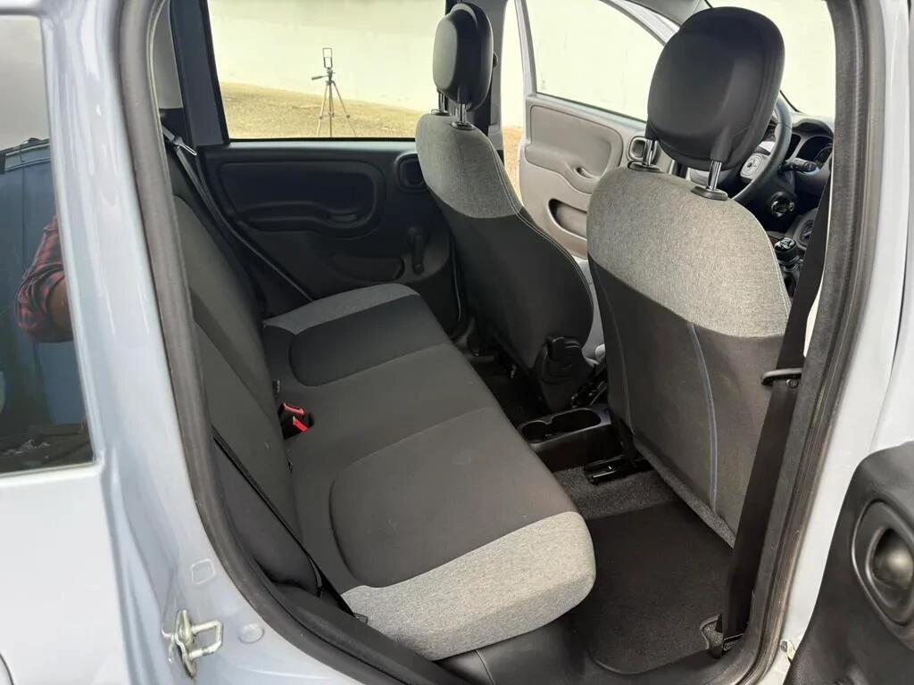 fiat-panda-2022-hibrido-a-gasolina-999cc