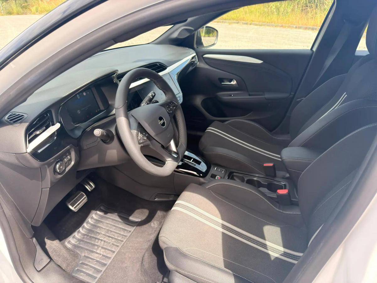 opel-corsa-2025-hibrido-a-gasolina-1199cc