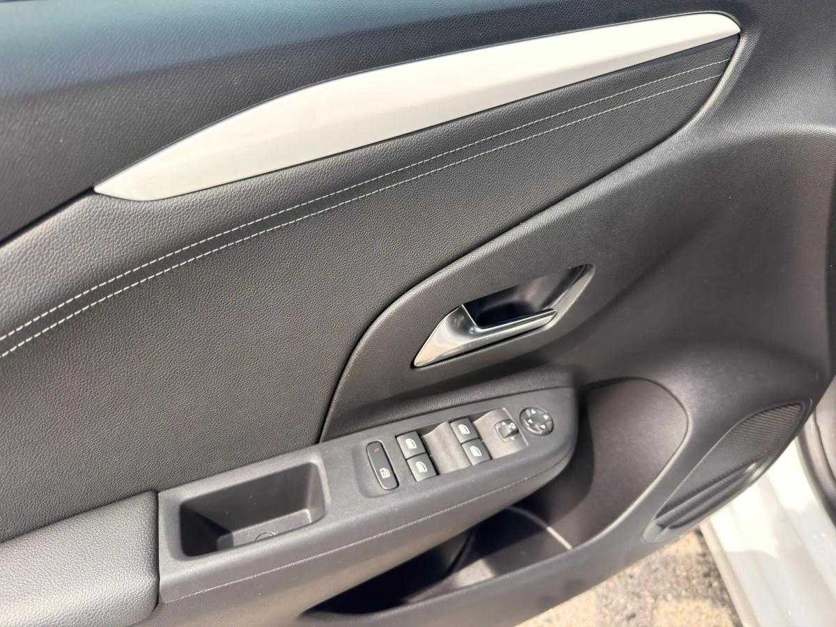 opel-corsa-2025-hibrido-a-gasolina-1199cc