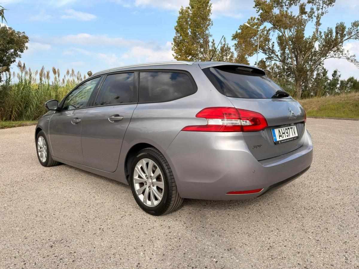 peugeot-308-sw-2021-diesel-1499cc