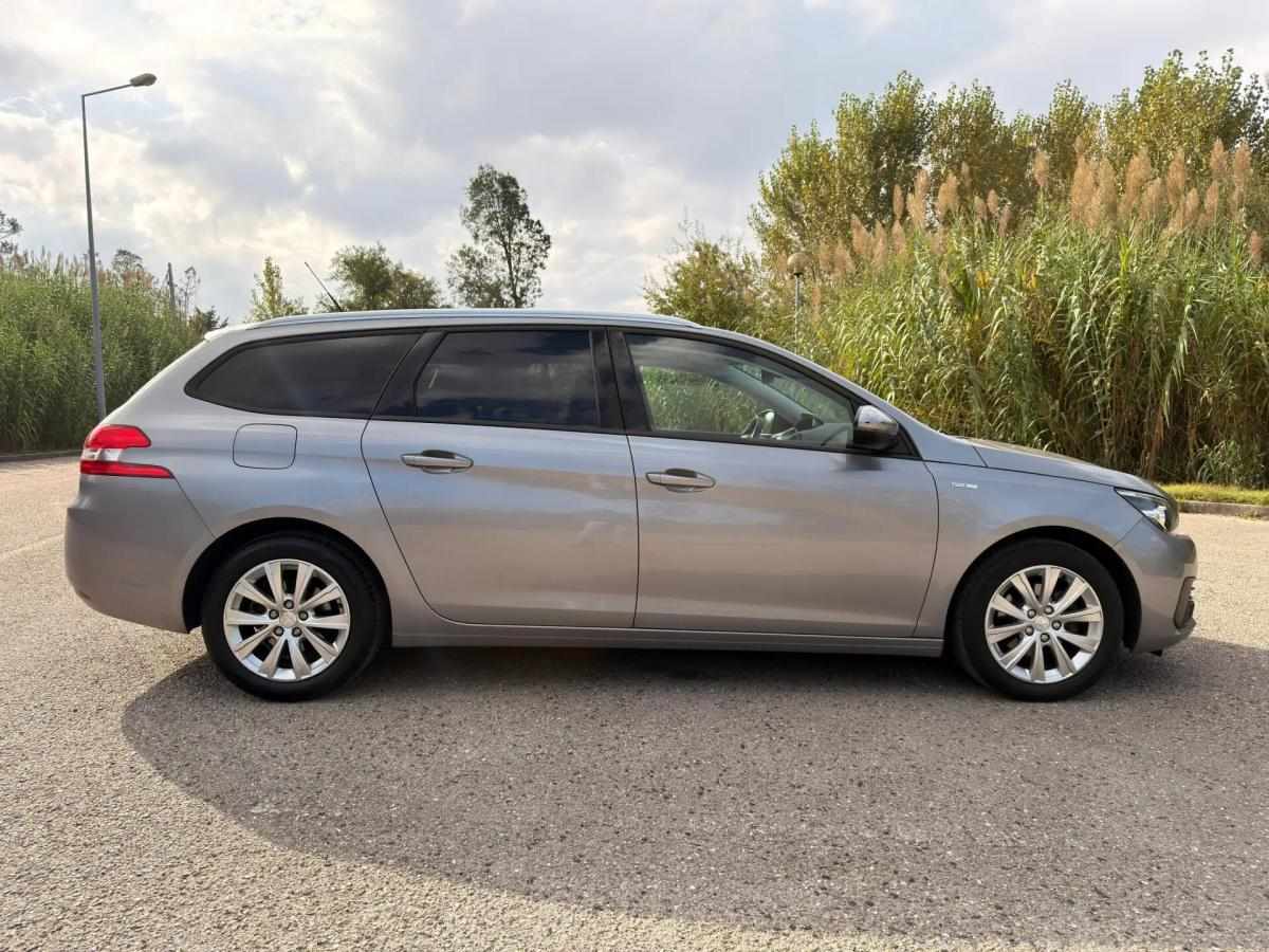 peugeot-308-sw-2021-diesel-1499cc