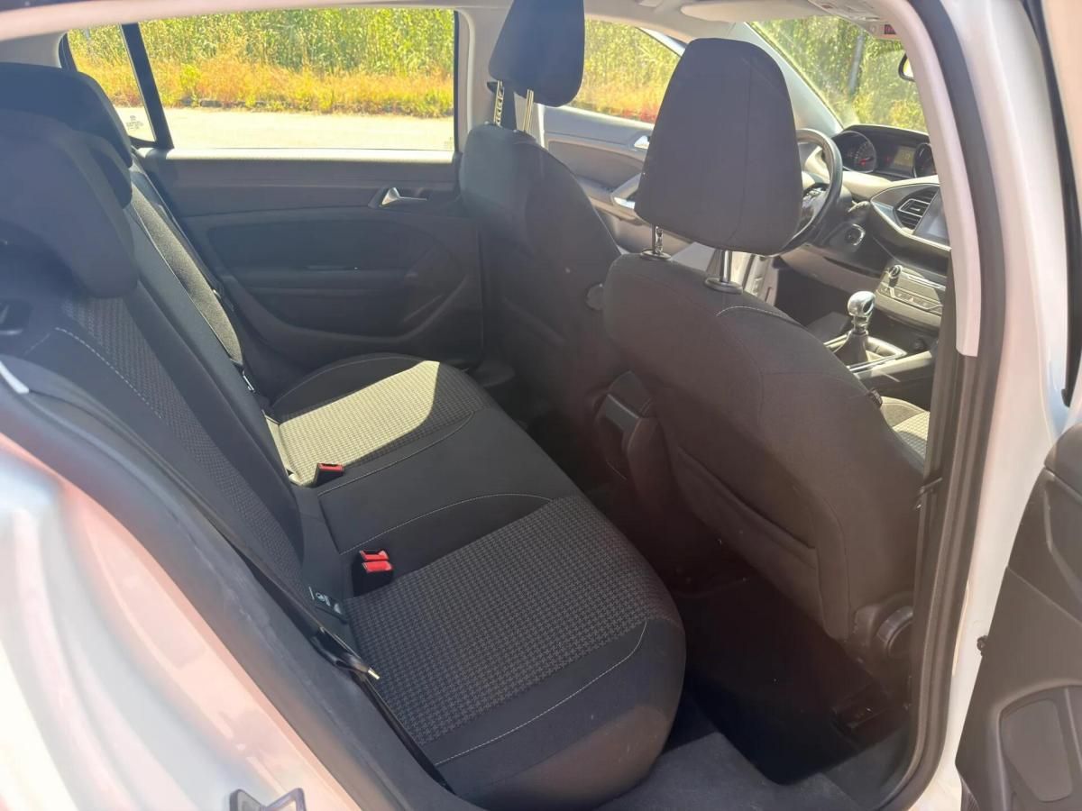 peugeot-308-2019-diesel-1499cc