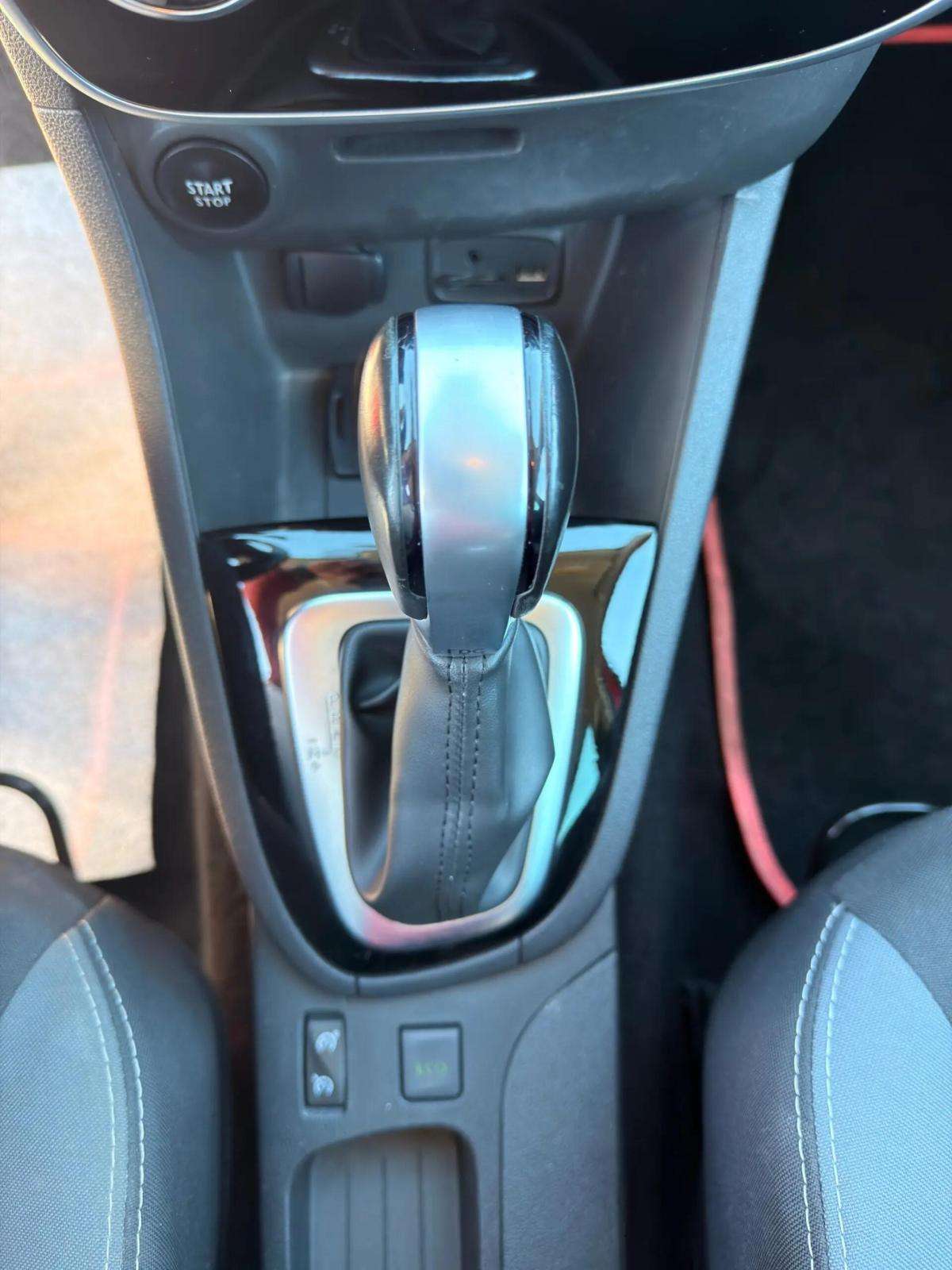 renault-clio-sport-tourer-2016-gasolina-1197cc