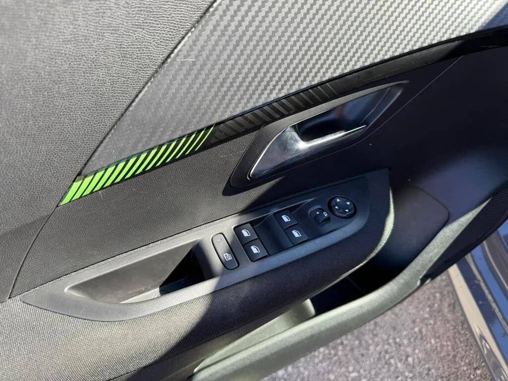peugeot-208-2024-gasolina-1199cc