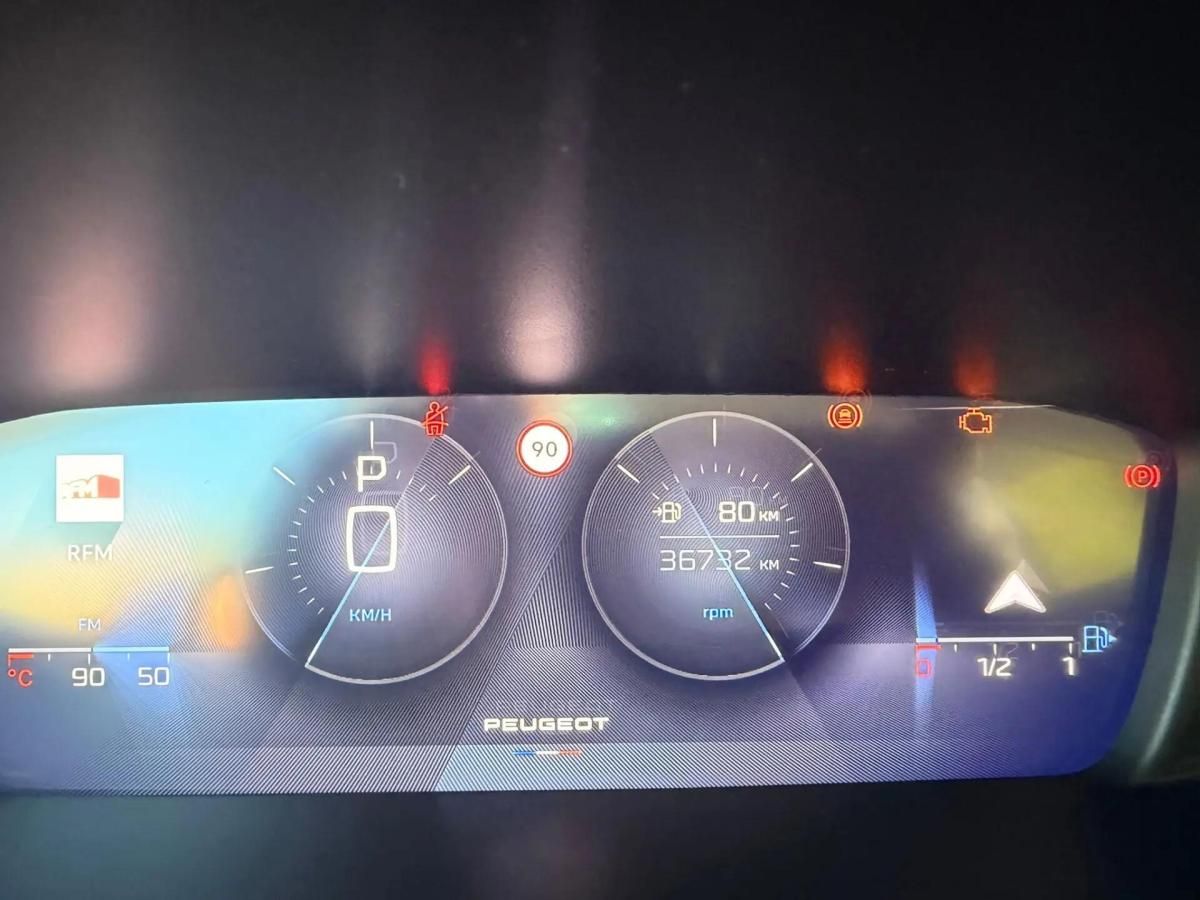 peugeot-308-sw-2024-gasolina-1199cc