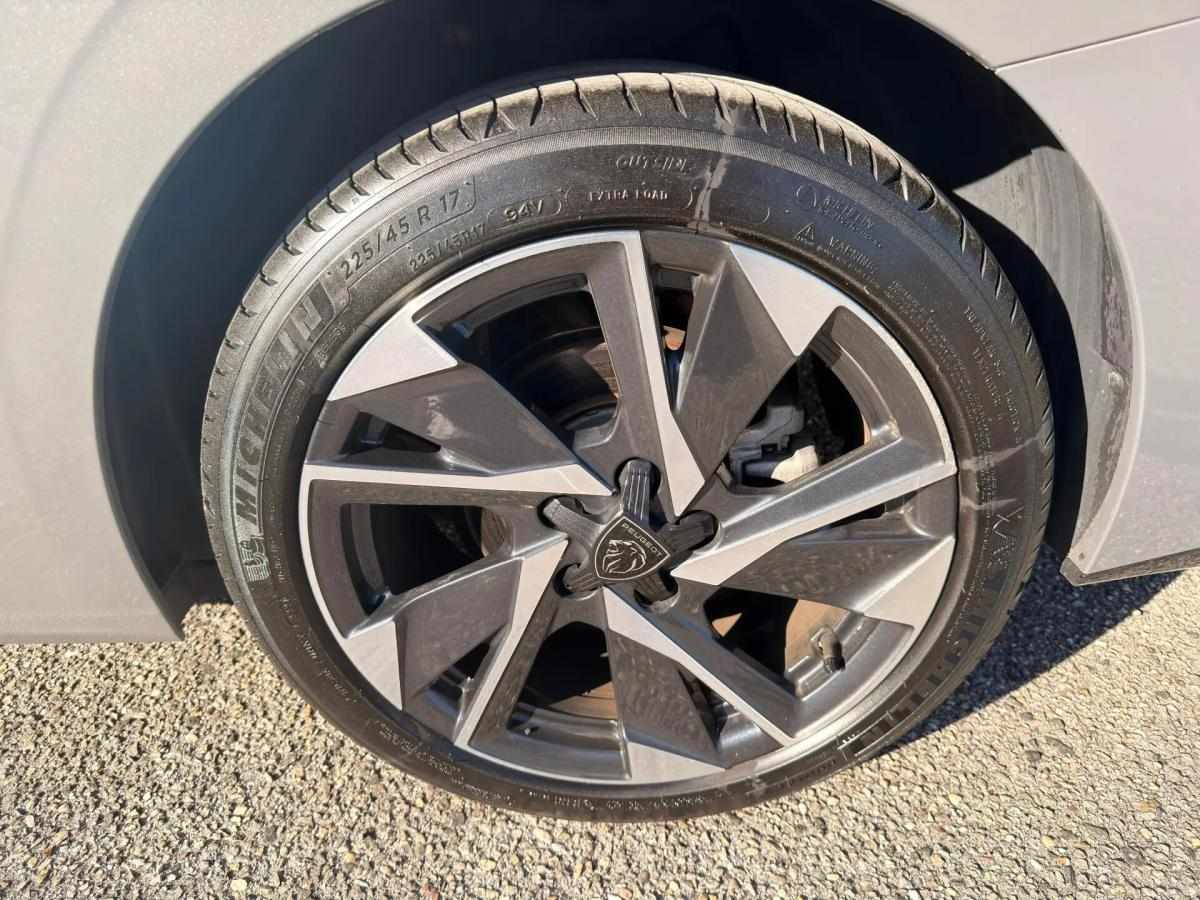 peugeot-308-sw-2024-gasolina-1199cc