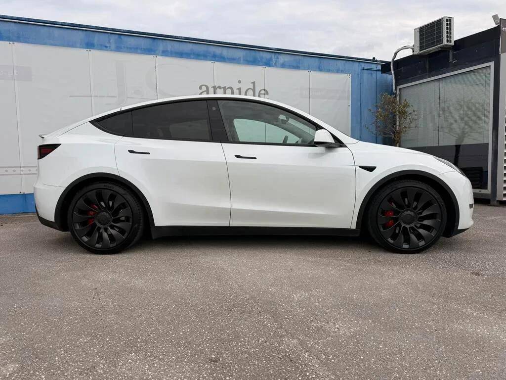 tesla-model-y-2022-eletrico-0cc
