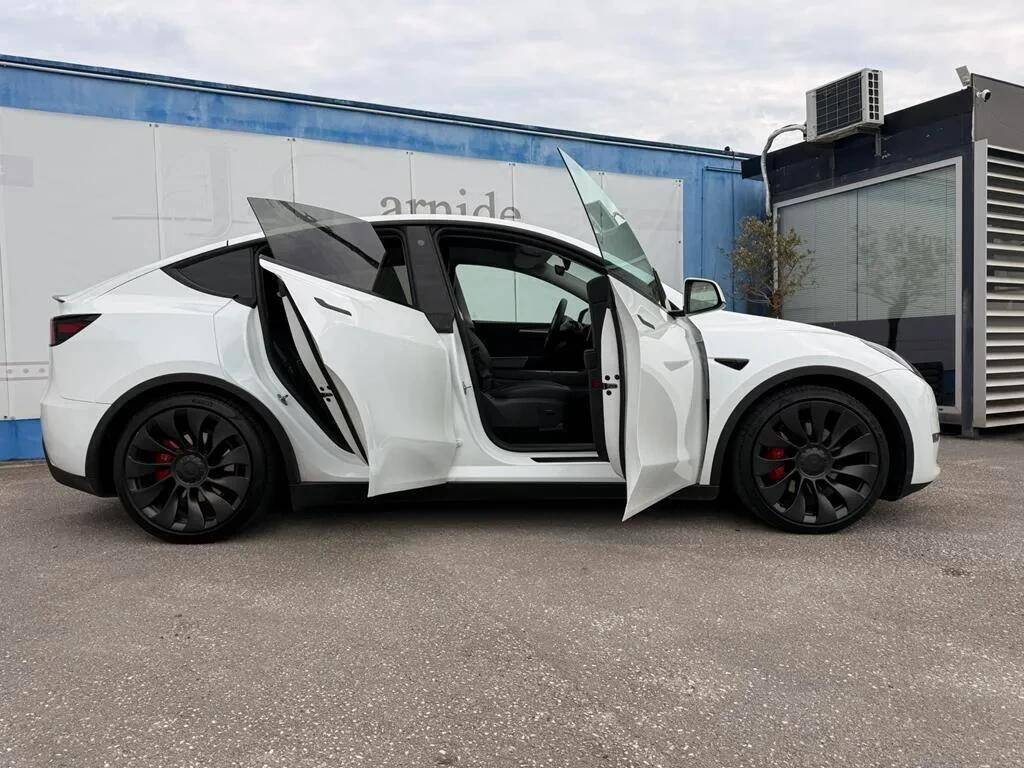tesla-model-y-2022-eletrico-0cc