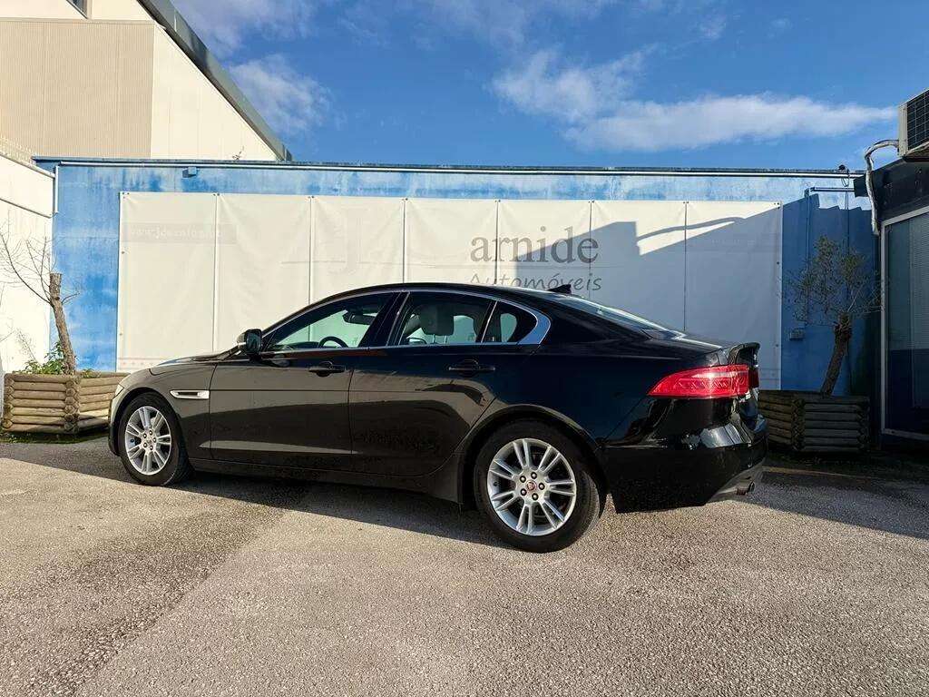 jaguar-xe-2016-diesel-1999cc