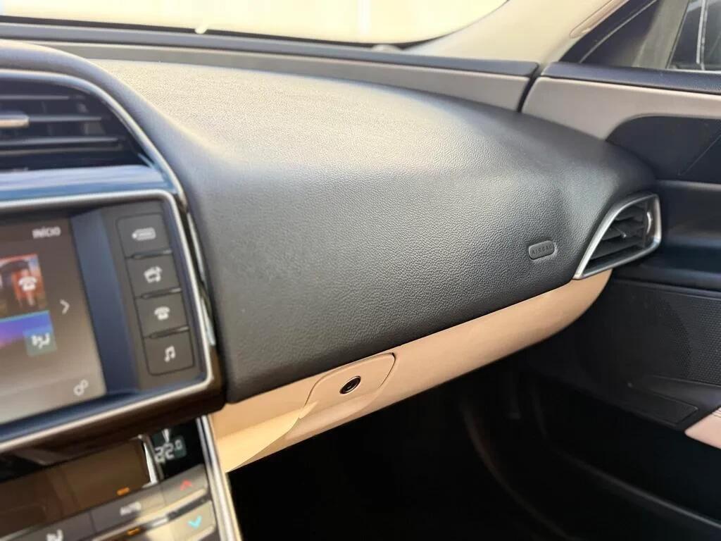 jaguar-xe-2016-diesel-1999cc