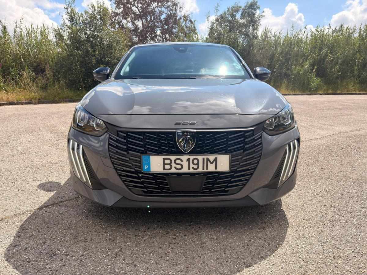 peugeot-208-2025-gasolina-1199cc