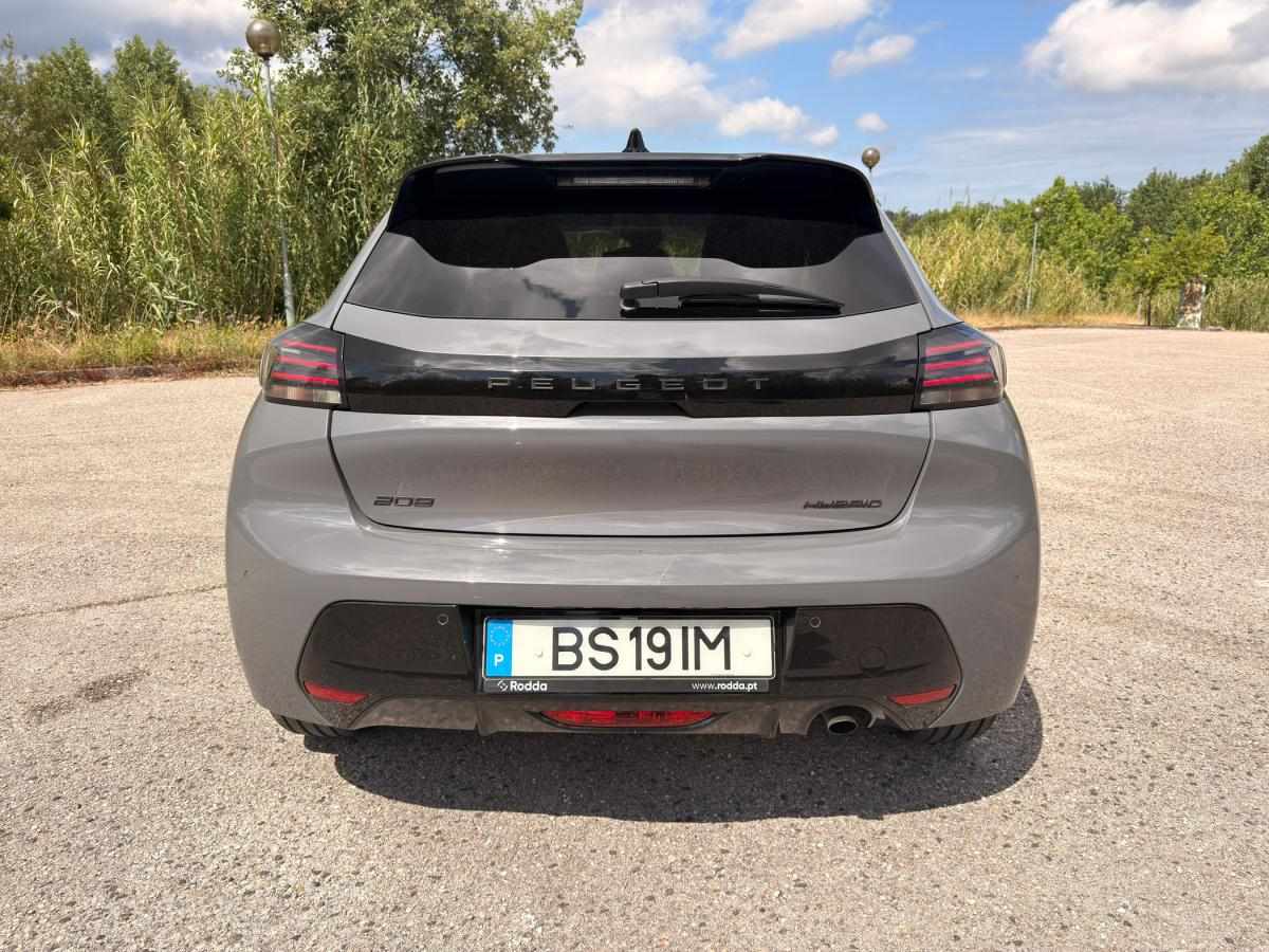 peugeot-208-2025-gasolina-1199cc