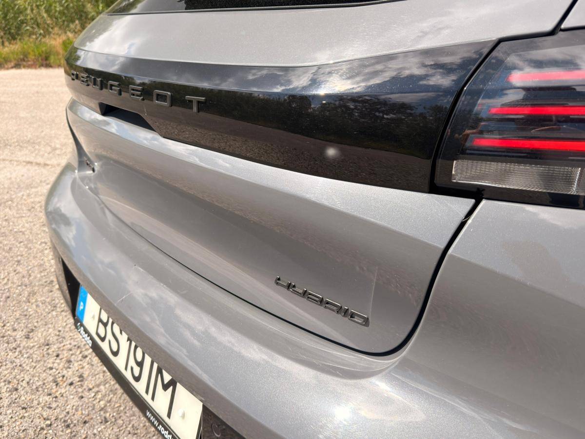peugeot-208-2025-gasolina-1199cc