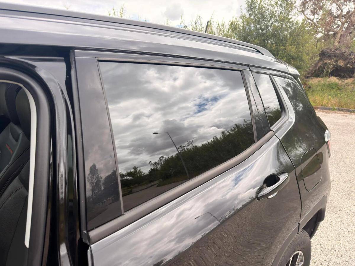 jeep-compass-2023-hibrido-a-gasolina-1332cc