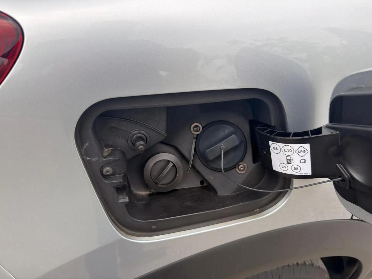 renault-captur-2023-gpl-999cc