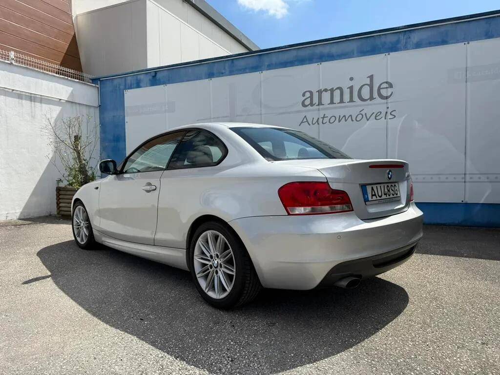 bmw-serie-1-2011-diesel-1995cc