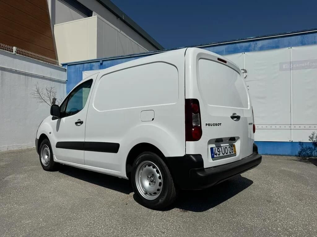 peugeot-partner-2018-diesel-1560cc