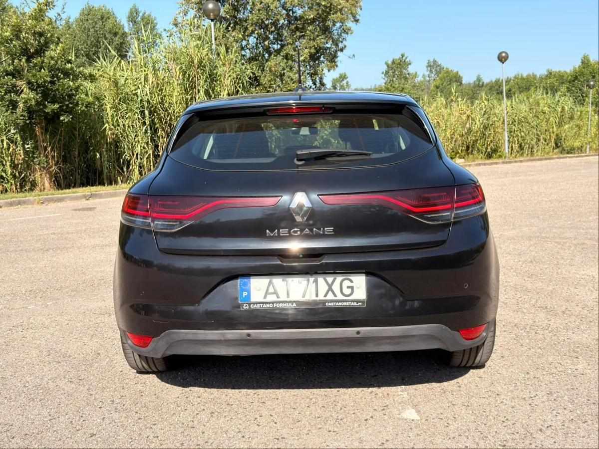 renault-megane-2022-diesel-1461cc
