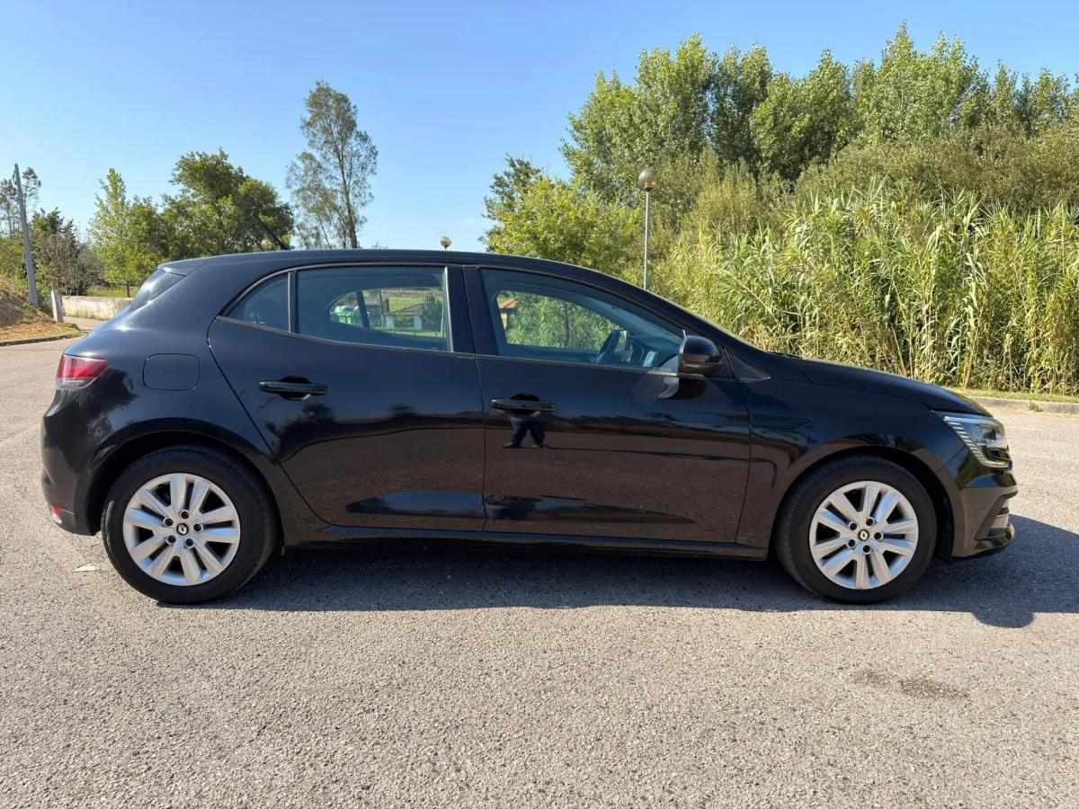 renault-megane-2022-diesel-1461cc