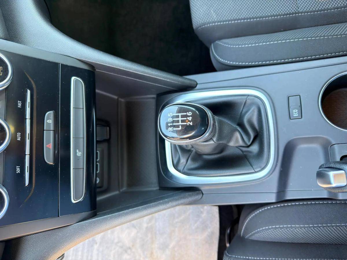 renault-megane-2022-diesel-1461cc