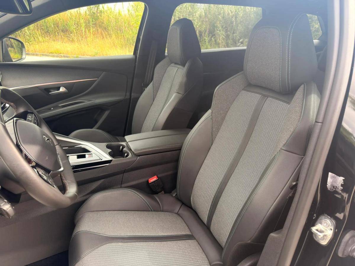 peugeot-5008-2024-gasolina-1199cc