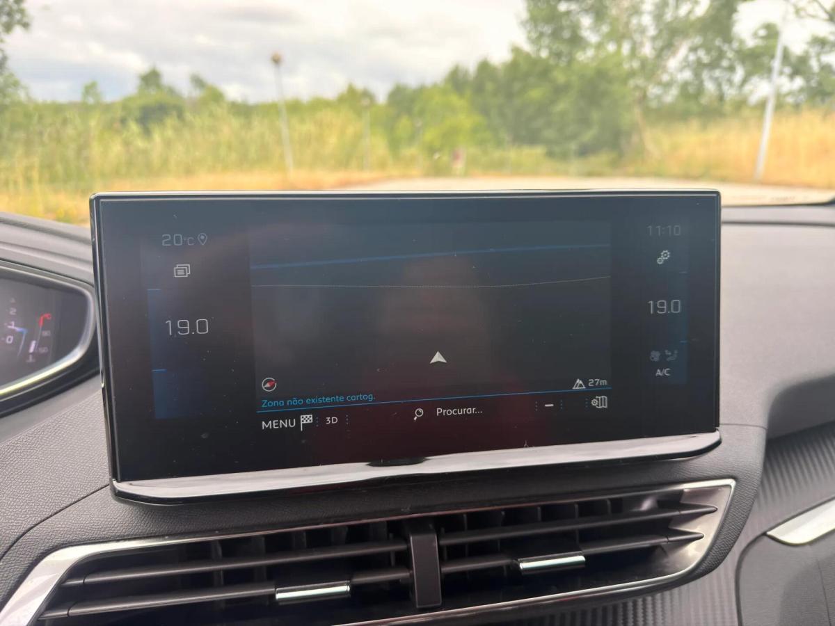 peugeot-5008-2024-gasolina-1199cc