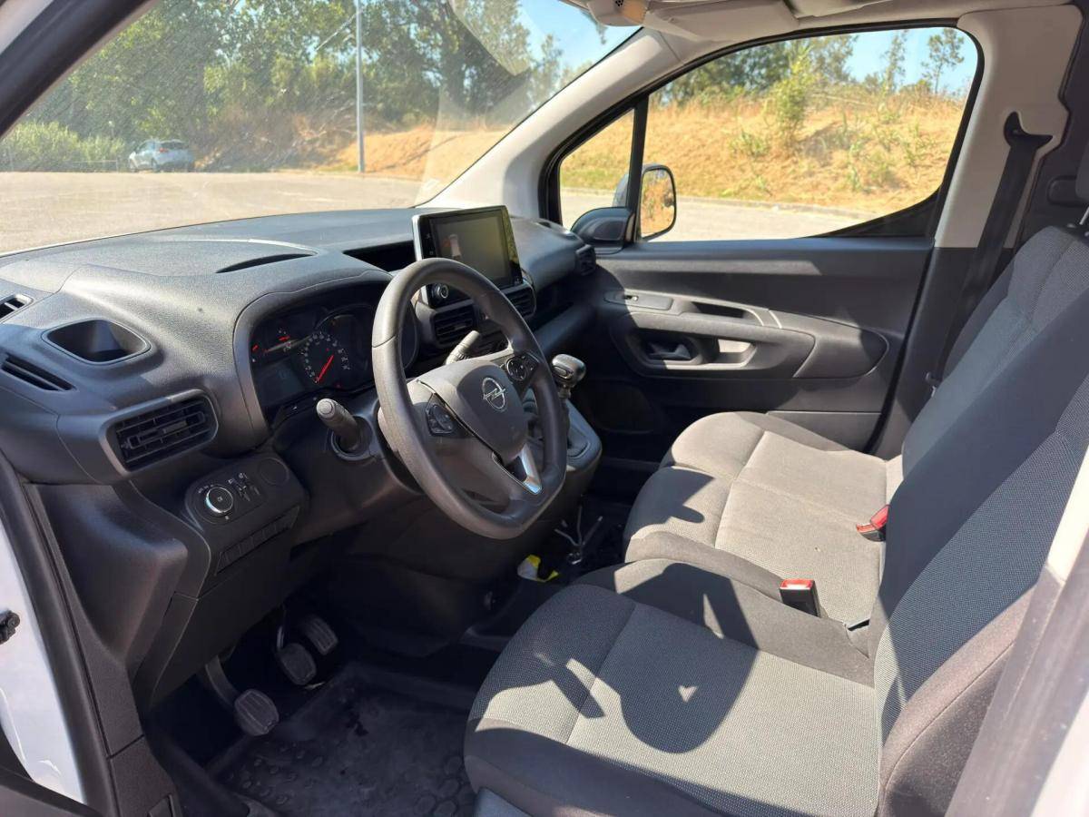 opel-combo-2022-diesel-1499cc