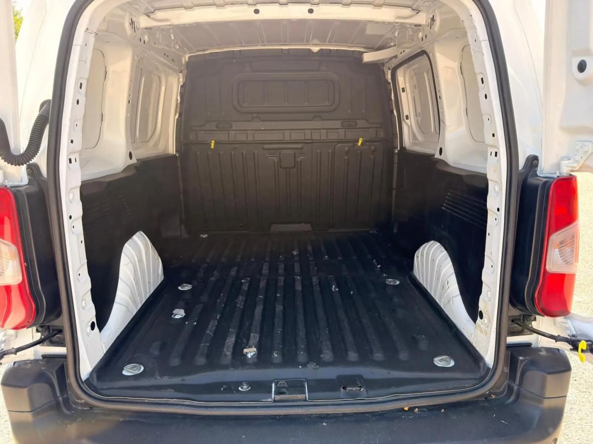 opel-combo-2022-diesel-1499cc