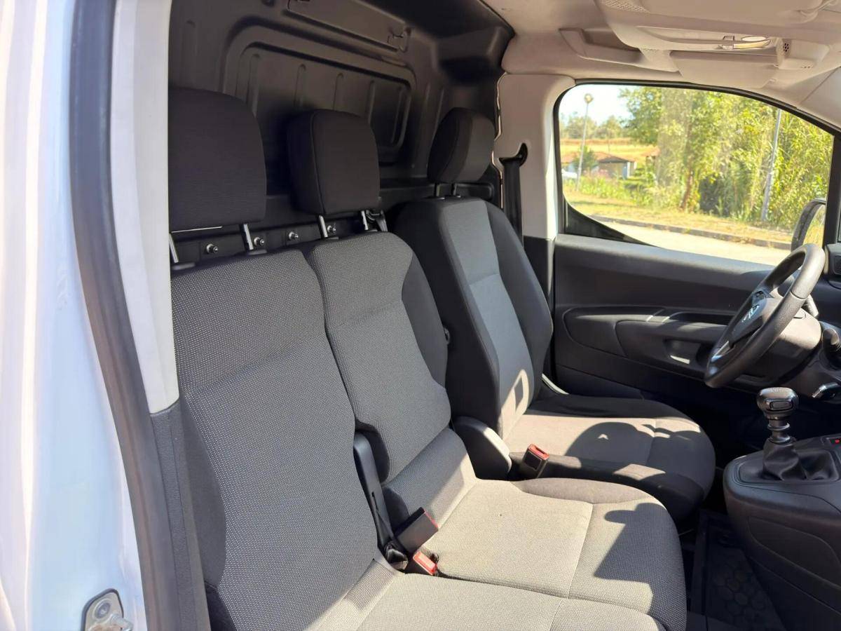opel-combo-2022-diesel-1499cc