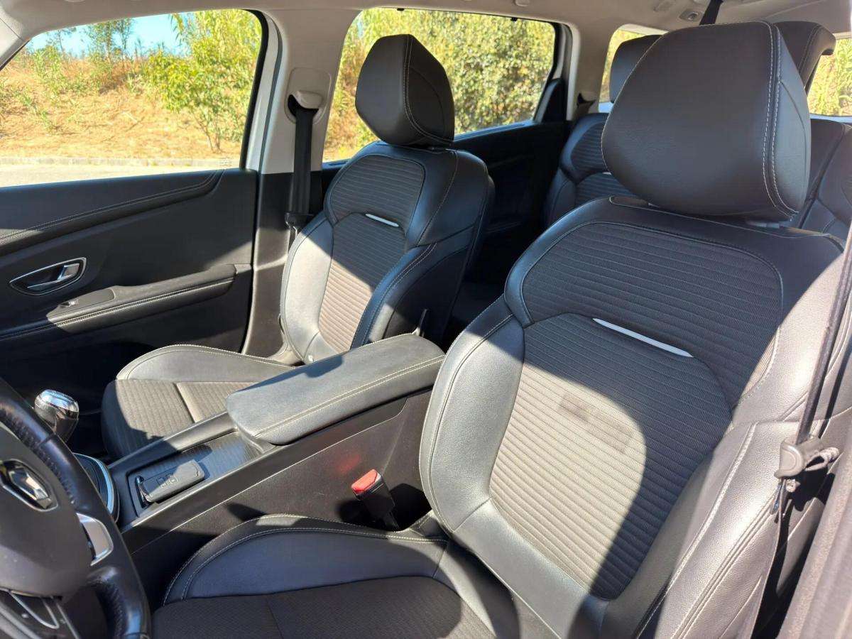 renault-grand-scenic-2017-diesel-1598cc
