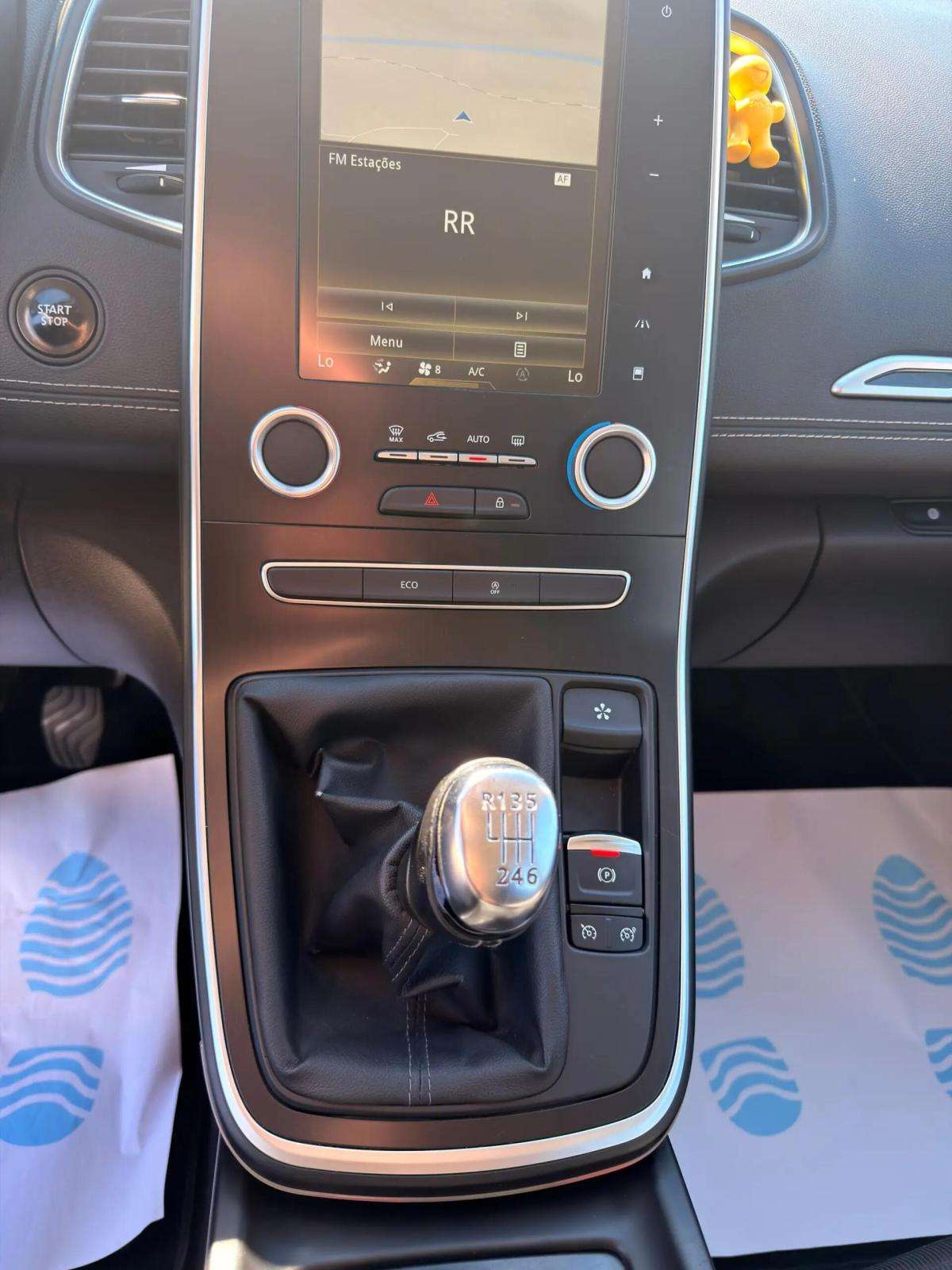 renault-grand-scenic-2017-diesel-1598cc