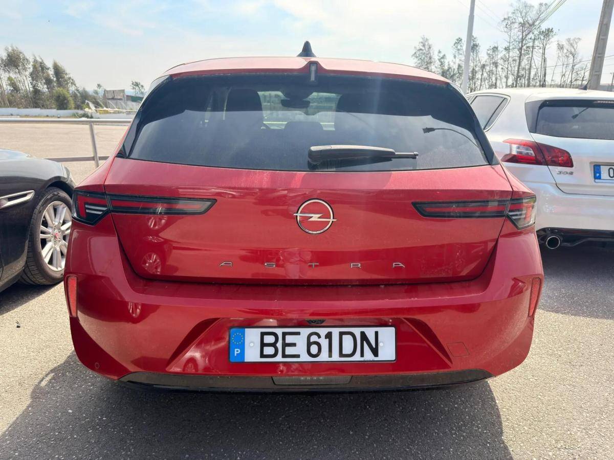 opel-astra-2023-gasolina-1199cc