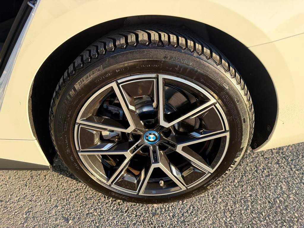 bmw-i4-i4-edrive40-2022-eletrico-0cc