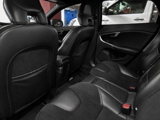 volvo-v40-2013-diesel-1560cc