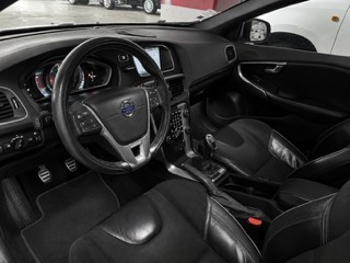volvo-v40-2013-diesel-1560cc