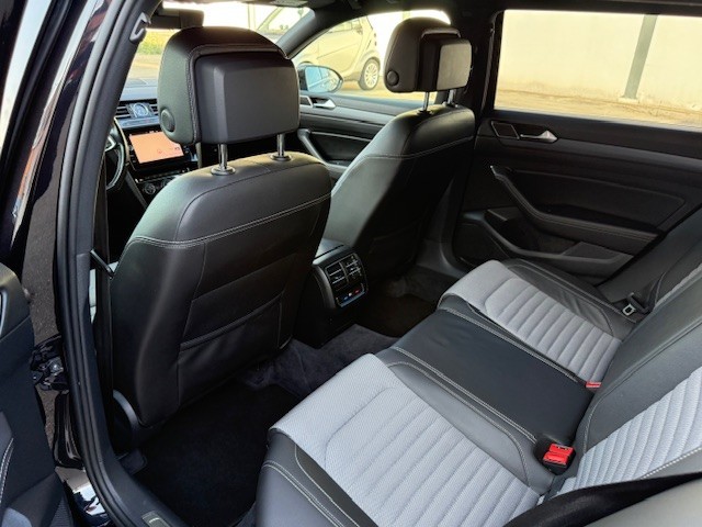 volkswagen-passat-2018-diesel-1598cc