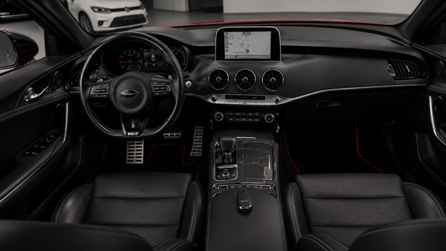 kia-stinger-2018-gasolina-1998cc