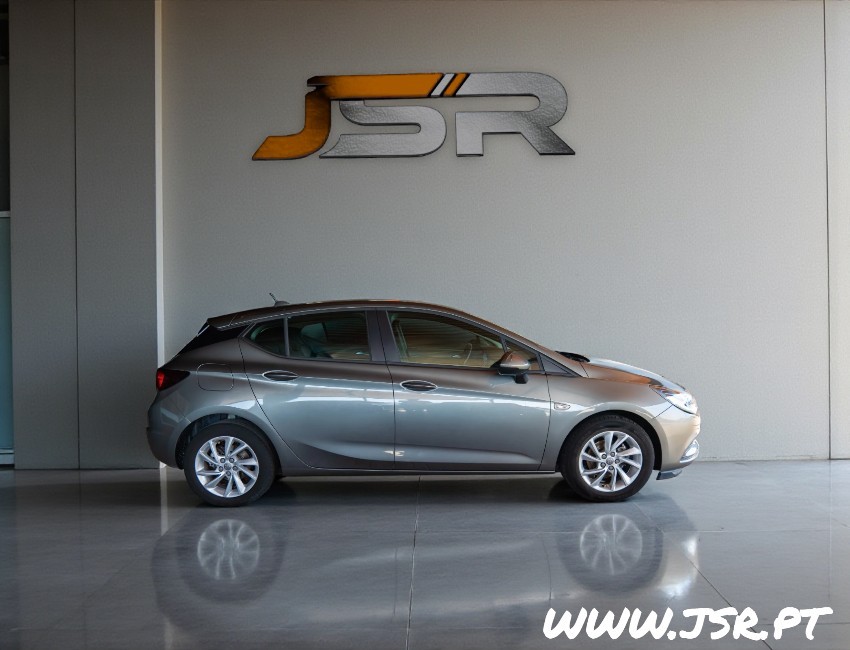 opel-astra-2019-diesel-1598cc